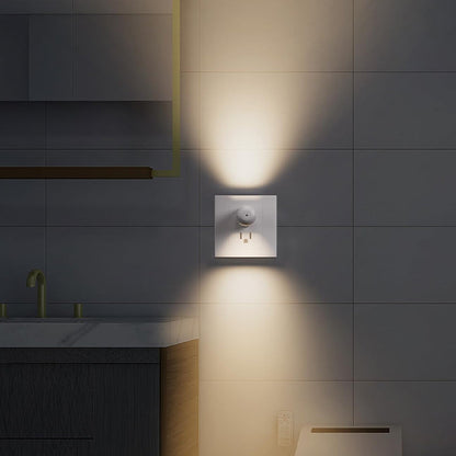 Smart LED Wall Socket Night Light With Auto-Dimmer